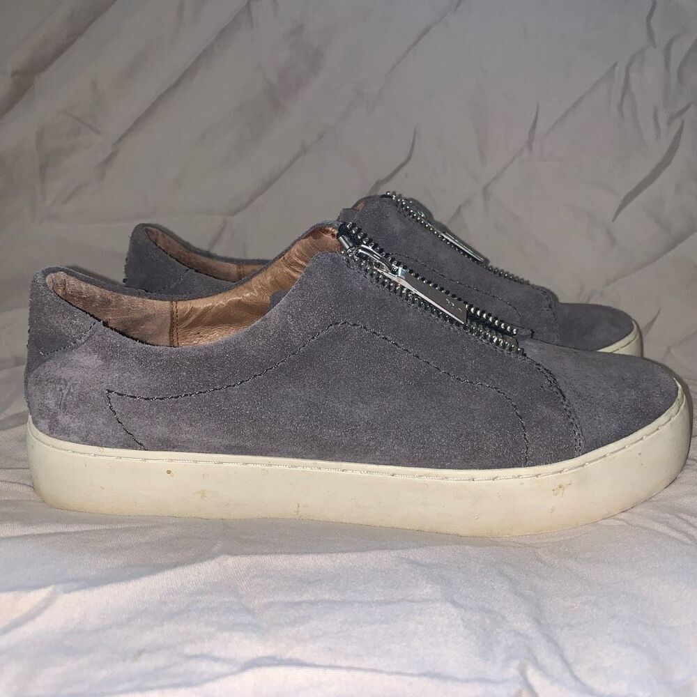 Frye Women’s Size 8 Lena Gray Suede Slip On Fashion Sneakers Front Zip Up